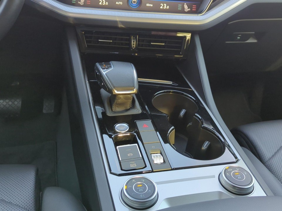Volkswagen Touareg V6 TDI - foto 11