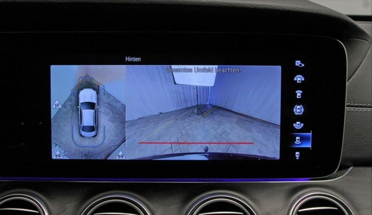 Mercedes-Benz E 300de 4MATIC - foto 8