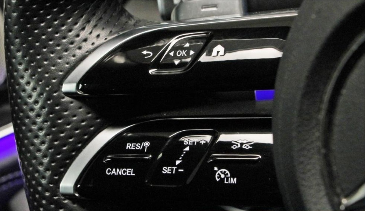 Mercedes-Benz E 300de 4MATIC - foto 6