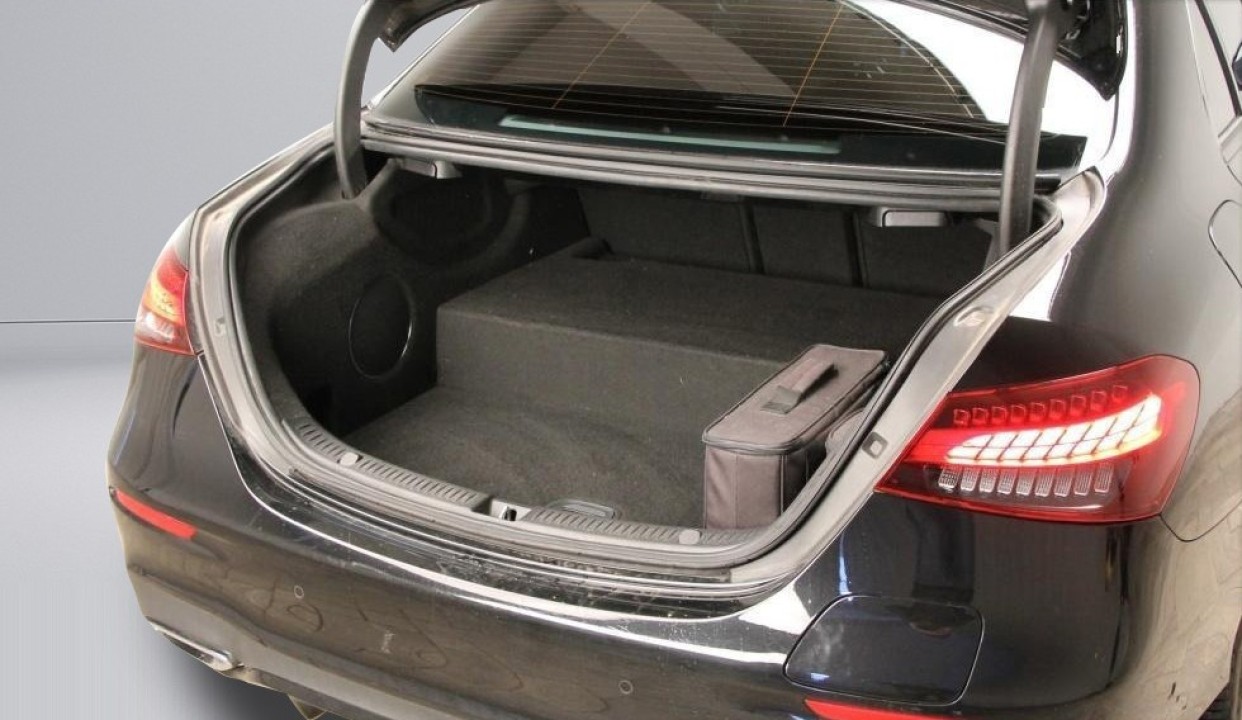 Mercedes-Benz E 300de 4MATIC - foto 11