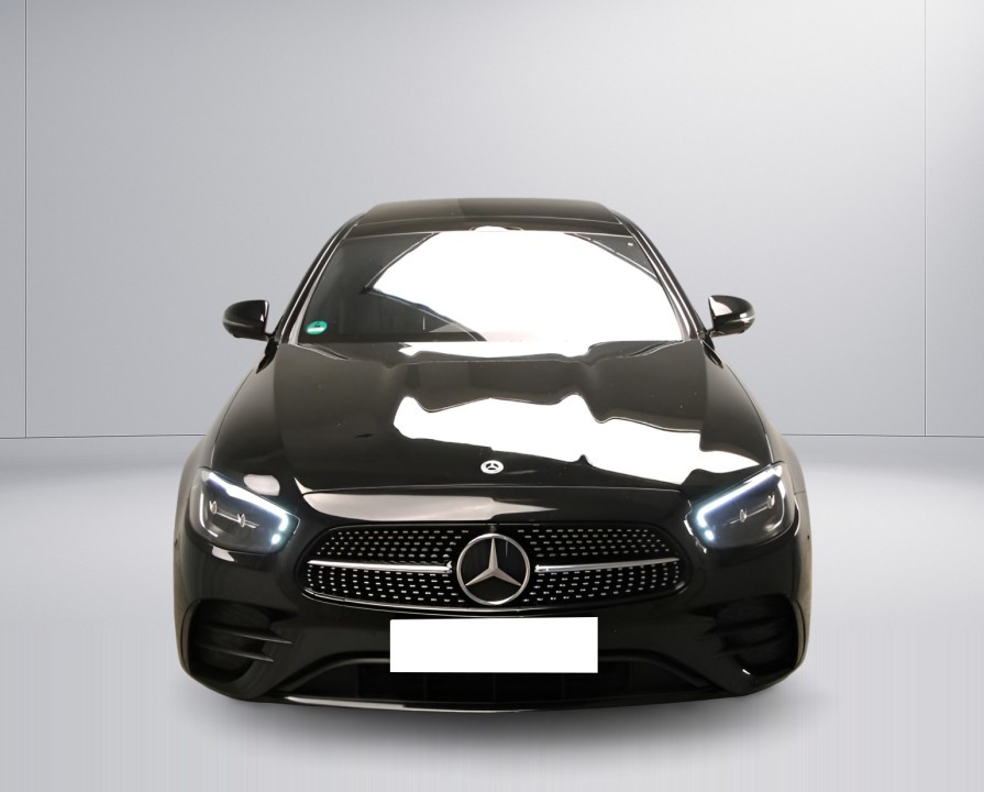 Mercedes-Benz E 300de 4MATIC (2)