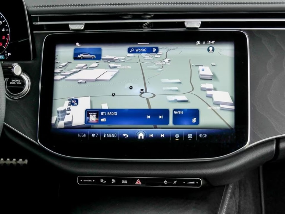 Mercedes-Benz E 300de 4MATIC AMG Line - foto 9