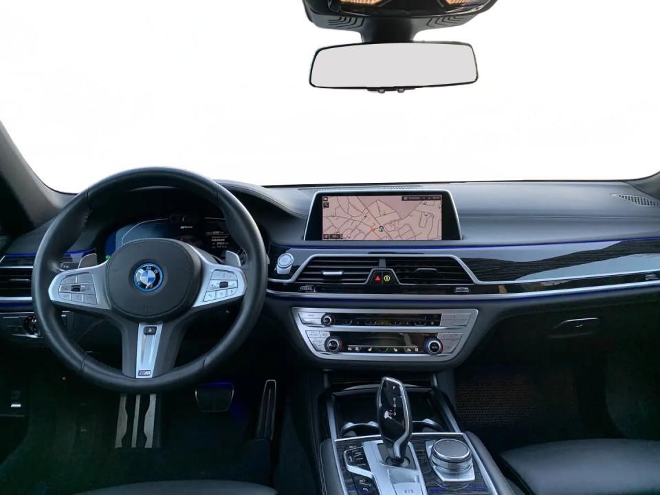 BMW Seria 7 745e M-Sport - foto 13