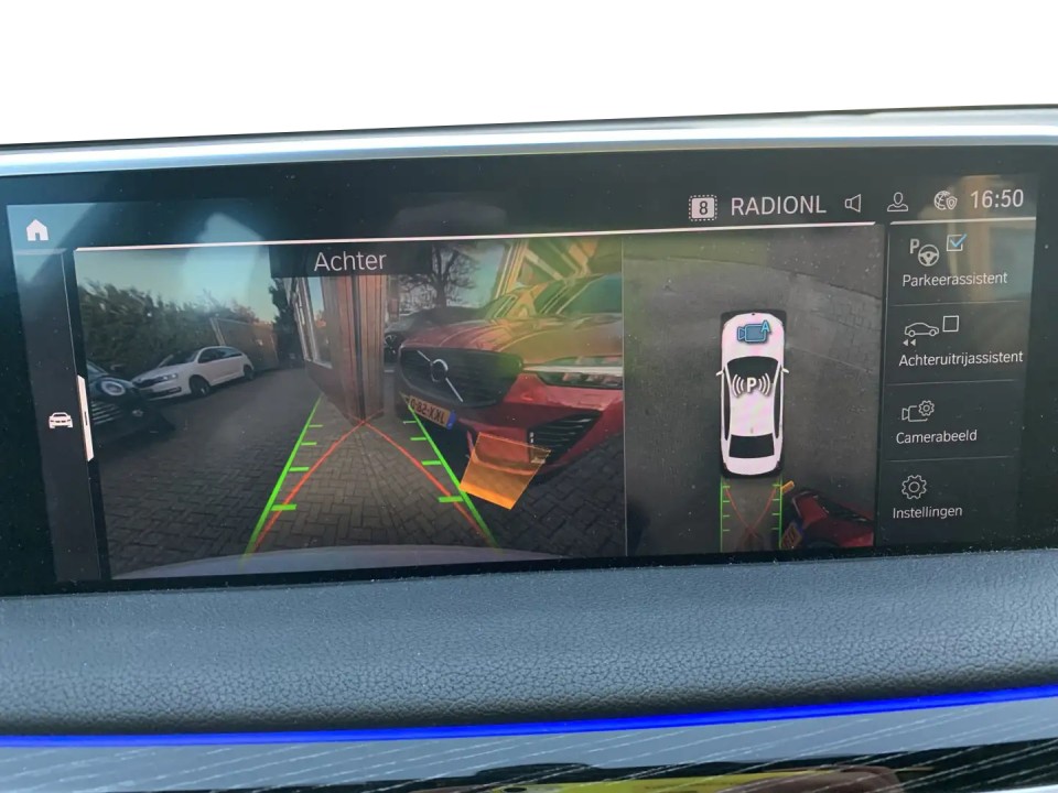 BMW Seria 7 745e M-Sport - foto 20