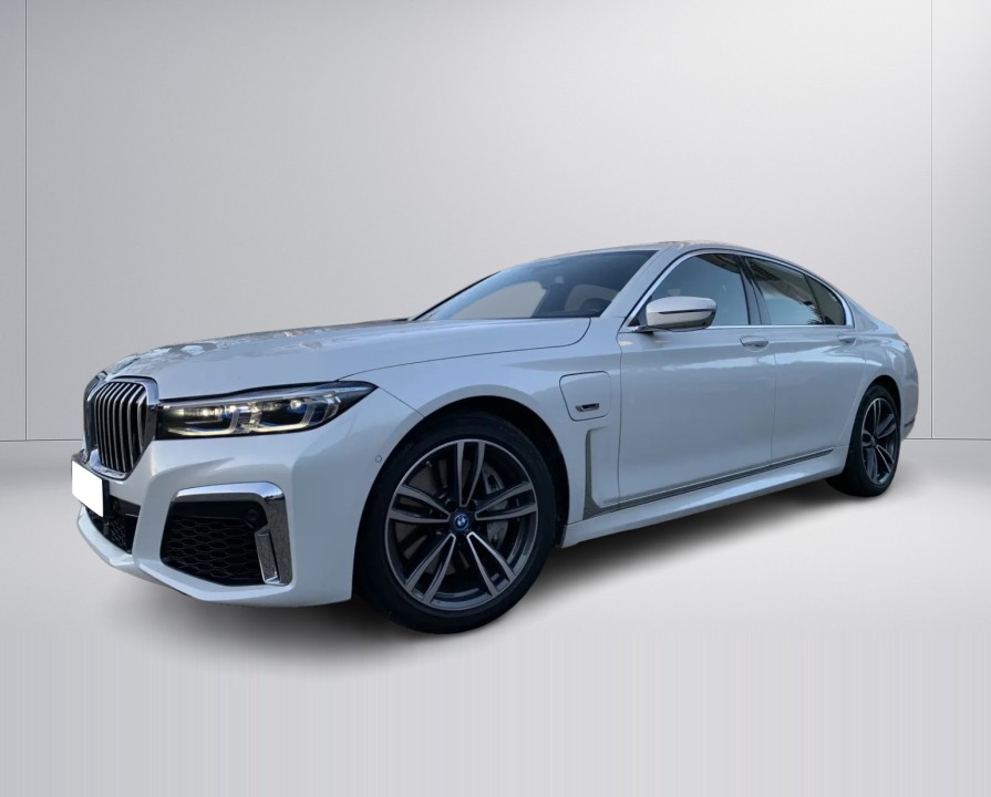 BMW Seria 7 745e M-Sport - foto 6