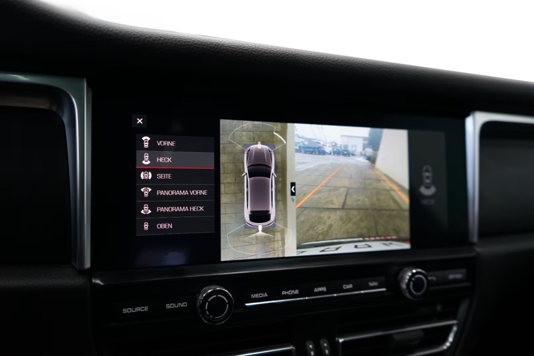 Porsche Macan - foto 18