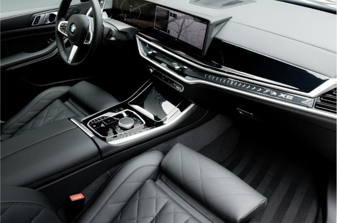 BMW X5 40i xDrive M-Sport - foto 9
