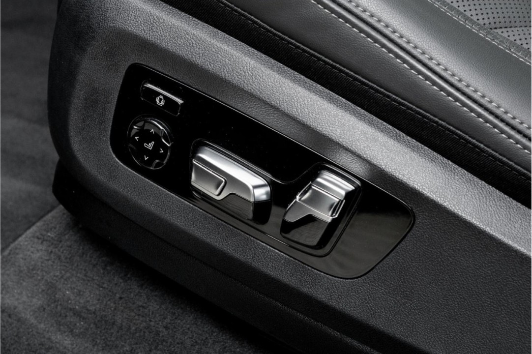 BMW X5 40i xDrive M-Sport - foto 12