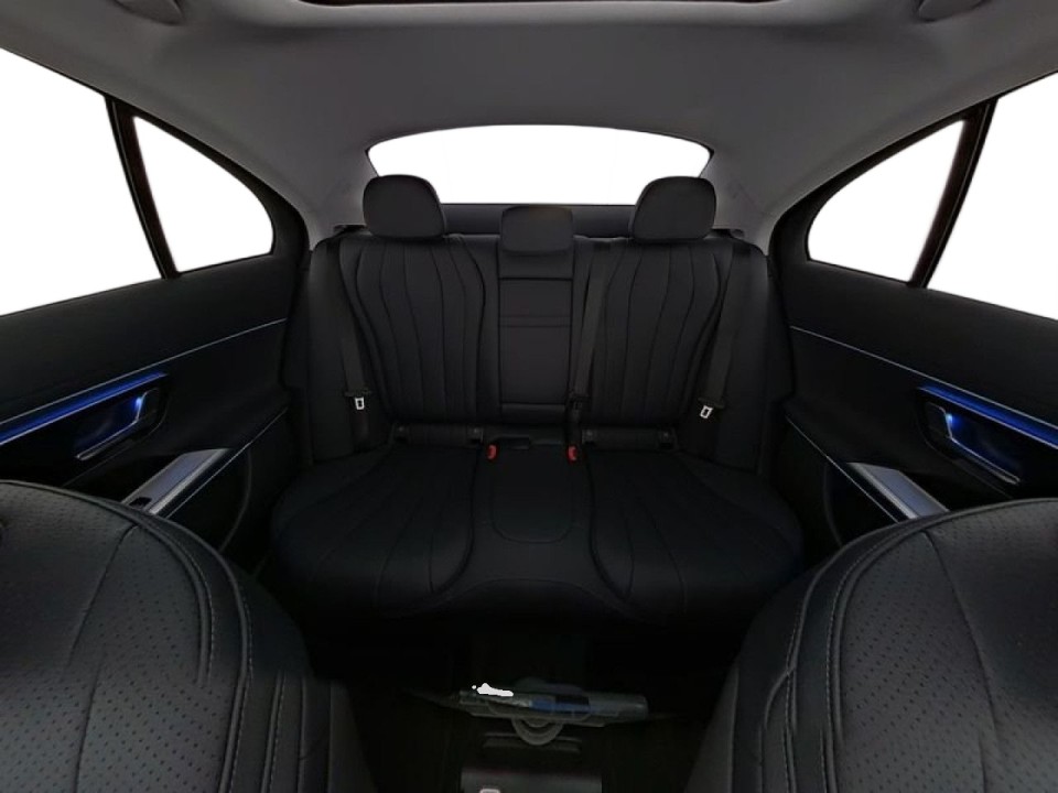 Mercedes-Benz E 300de 4MATIC - foto 11