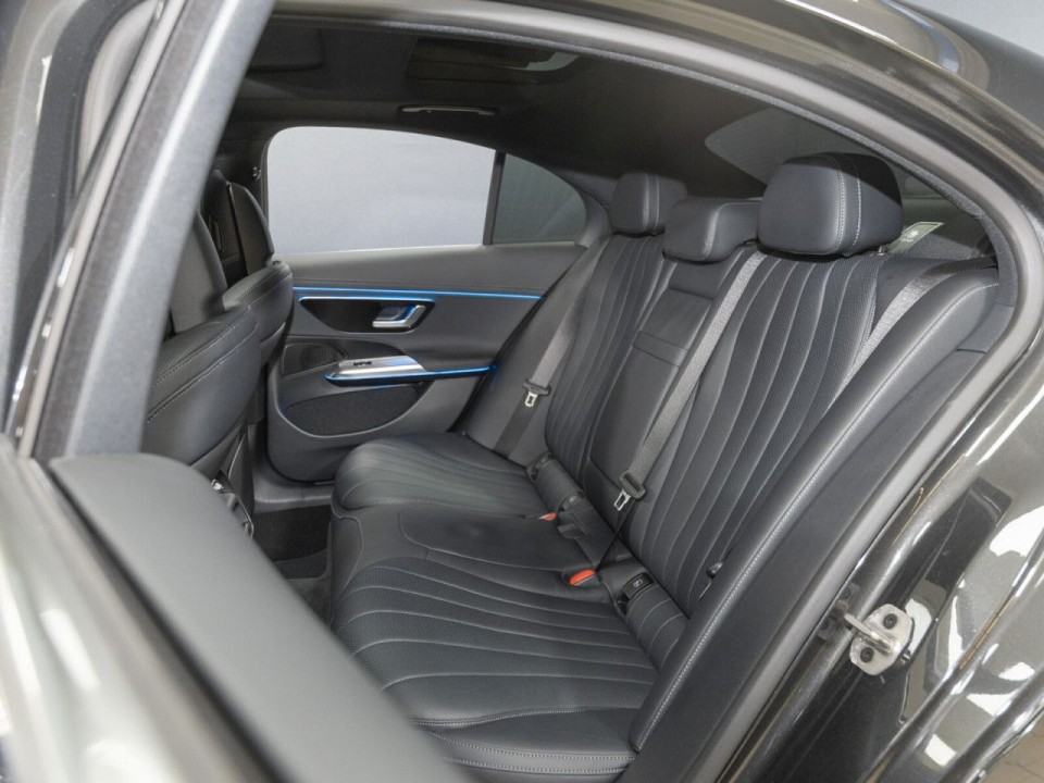 Mercedes-Benz E 450d 4MATIC - foto 14
