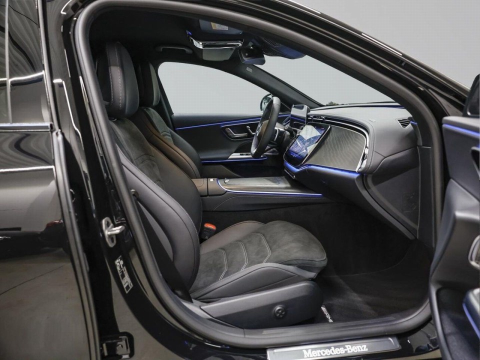 Mercedes-Benz E 450 4MATIC AMG Line - foto 8