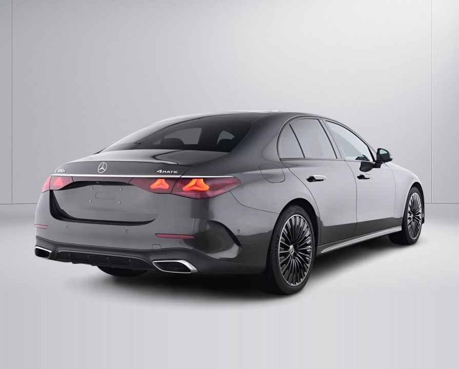 Mercedes-Benz E 400e 4MATIC AMG Line (2)