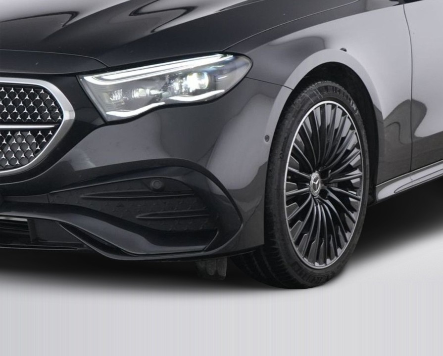 Mercedes-Benz E 400e 4MATIC AMG Line - foto 13