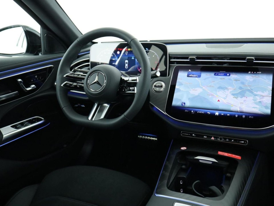 Mercedes-Benz E 220d AMG Line - foto 14