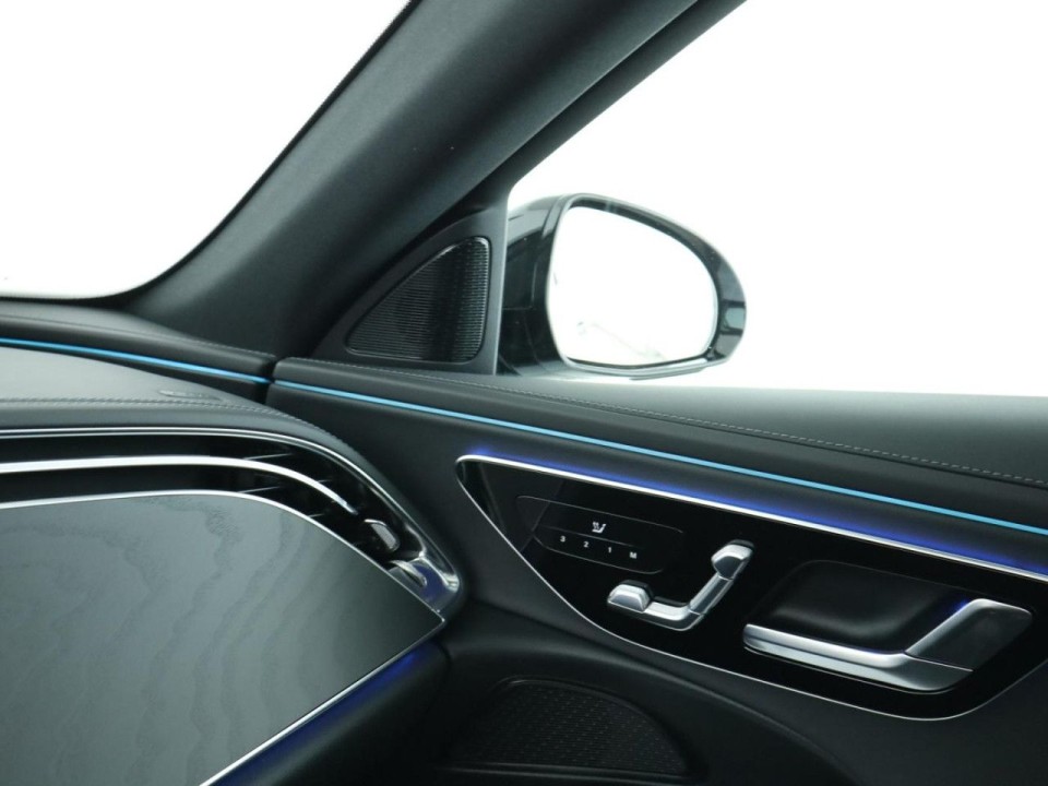 Mercedes-Benz E 220d AMG Line - foto 25