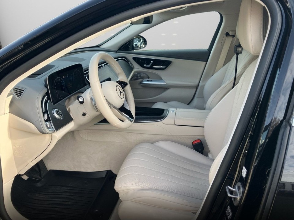 Mercedes-Benz E 300de 4MATIC AMG Line - foto 13