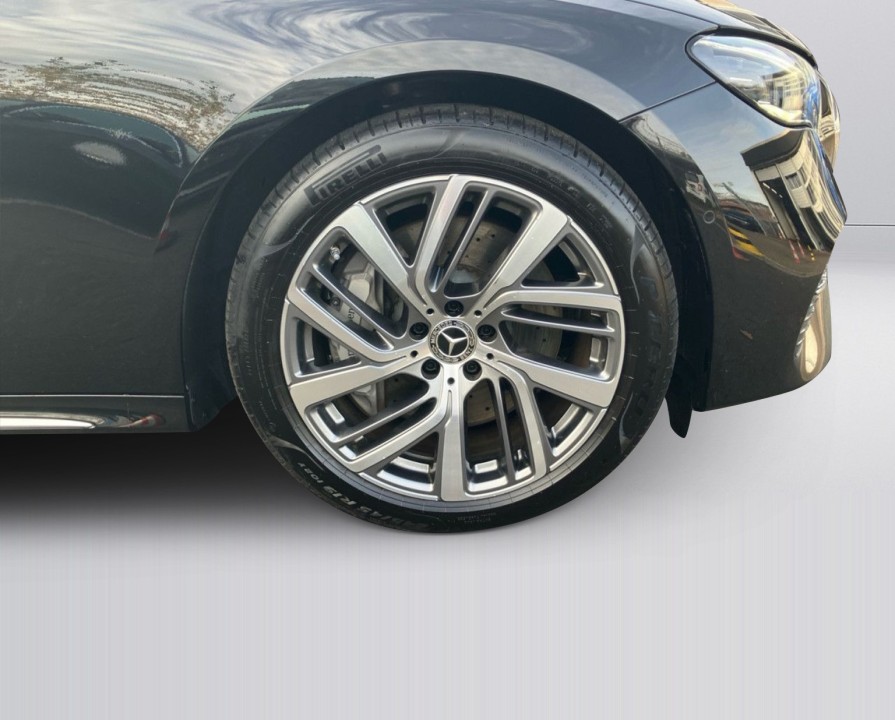 Mercedes-Benz E 300de 4MATIC AMG Line - foto 20