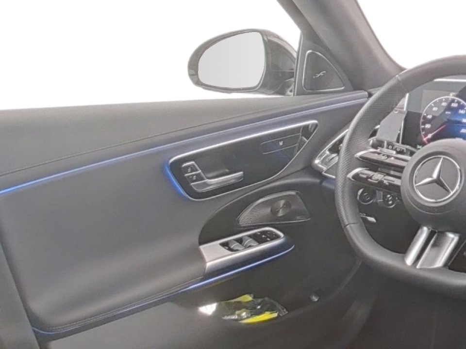 Mercedes-Benz E 300de T-Modell - foto 11