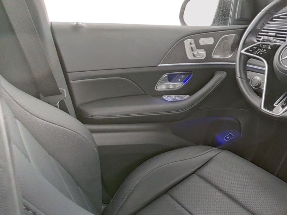 Mercedes-Benz GLE 300d 4MATIC AMG Line - foto 7