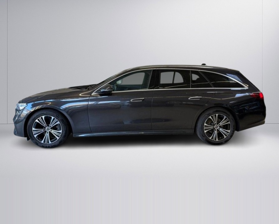 Mercedes-Benz E 220d T-Modell (2)