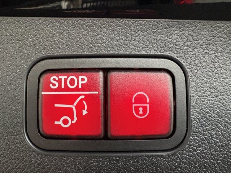 Mercedes-Benz E 300de T-Modell - foto 12