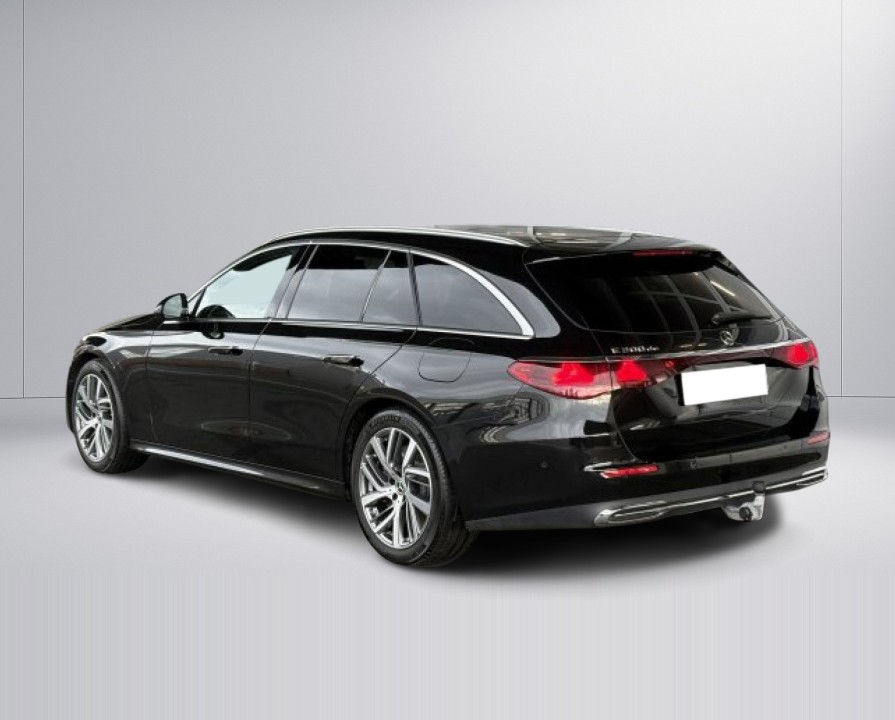 Mercedes-Benz E 300de T-Modell (4)