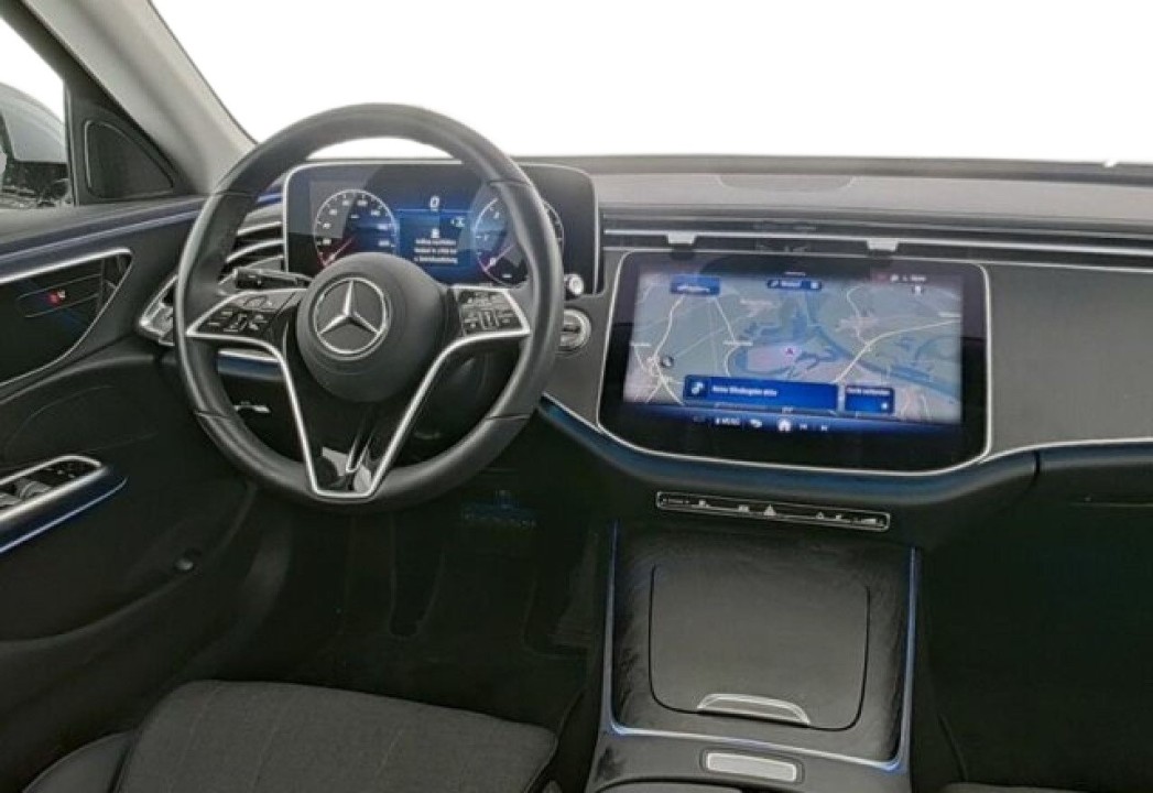 Mercedes-Benz E 220d 4MATIC (5)
