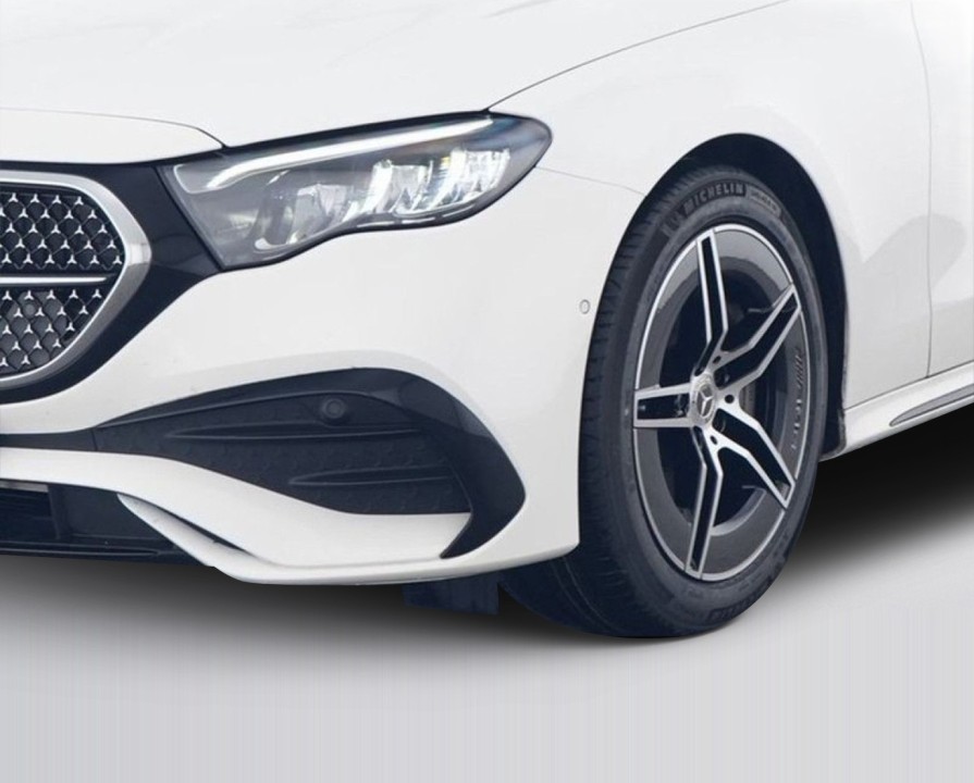 Mercedes-Benz E 200 AMG Line - foto 8