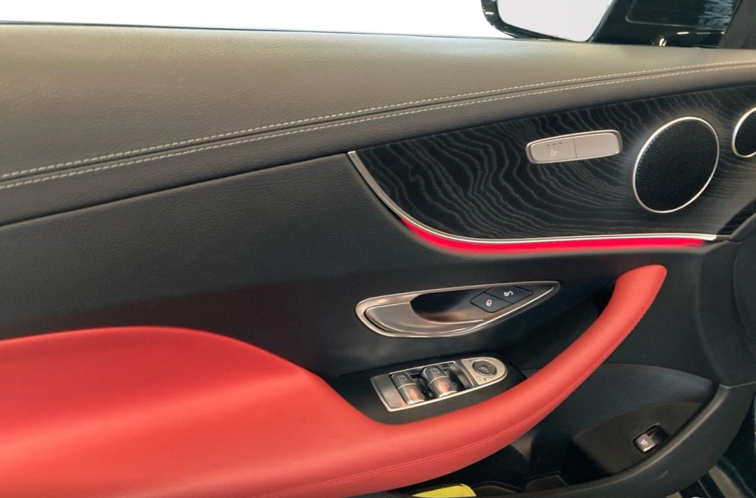 Mercedes-Benz E 300 Coupe AMG Line - foto 12