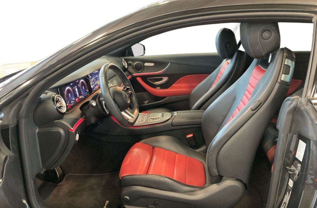 Mercedes-Benz E 300 Coupe AMG Line - foto 7