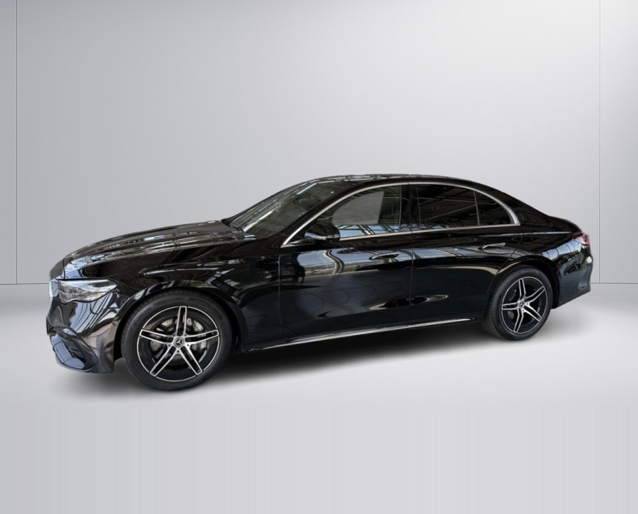 Mercedes-Benz E 200 AMG Line (3)