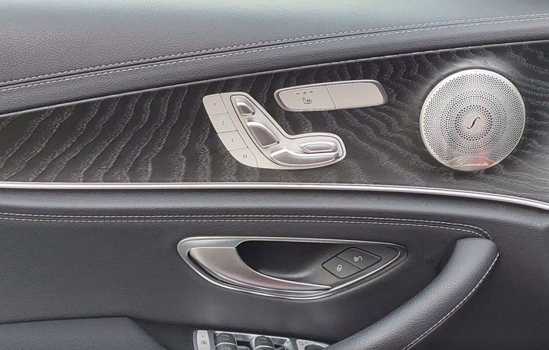 Mercedes-Benz E 300e AMG Line - foto 12