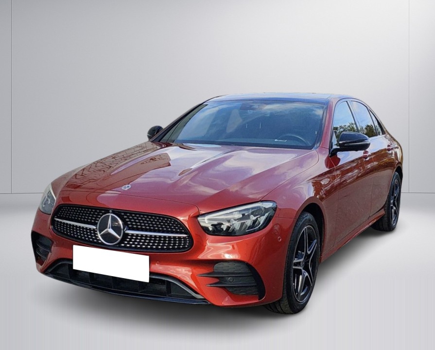 Mercedes-Benz E 300e AMG Line (5)