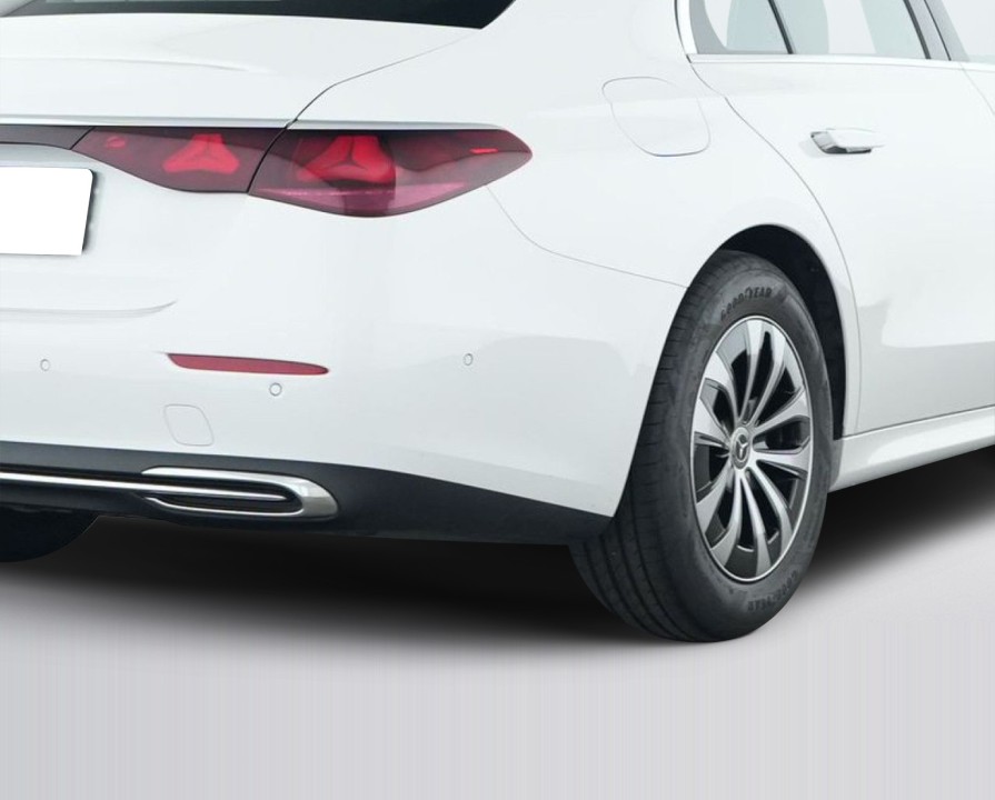 Mercedes-Benz E 200 Avantgarde - foto 14