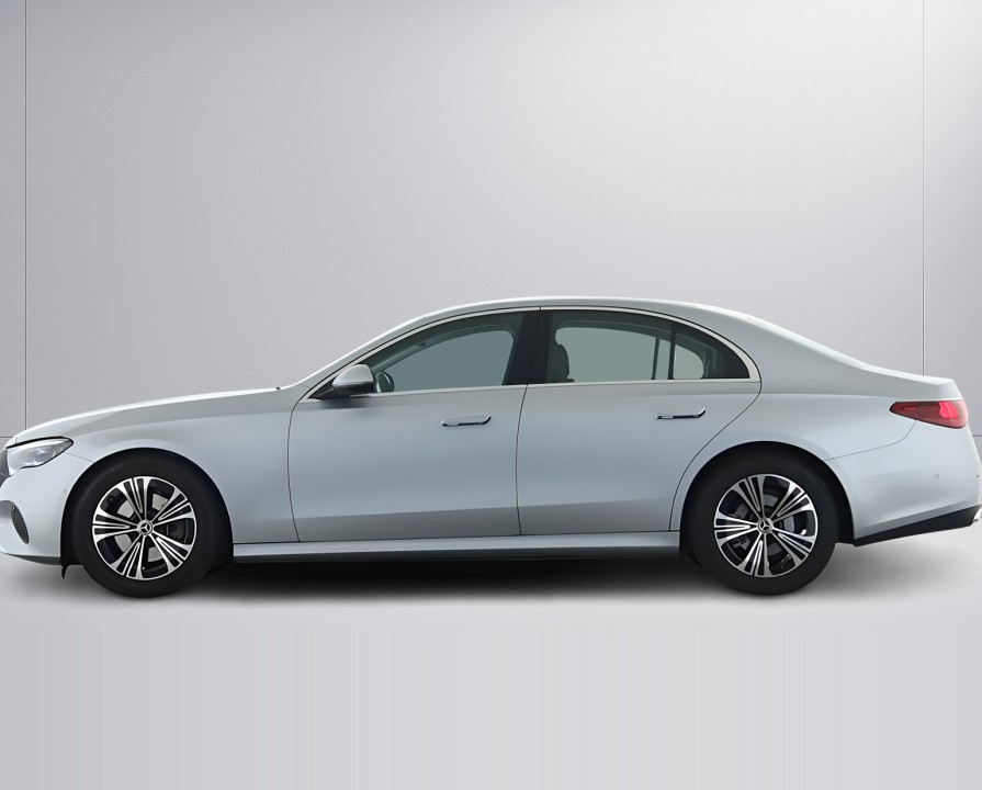 Mercedes-Benz E 200 Avantgarde - foto 7