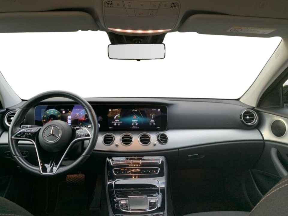 Mercedes-Benz E 220d Avantgarde - foto 11