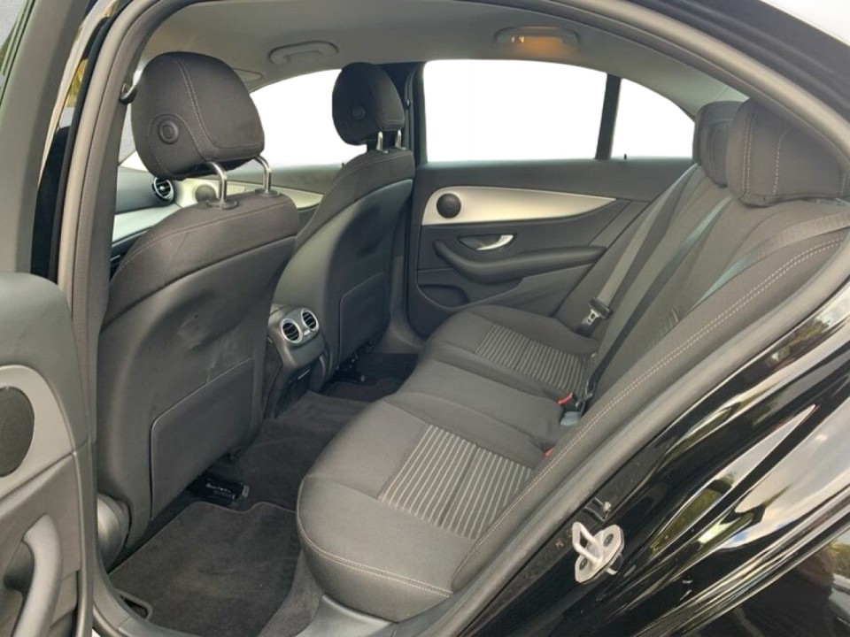 Mercedes-Benz E 220d Avantgarde - foto 17