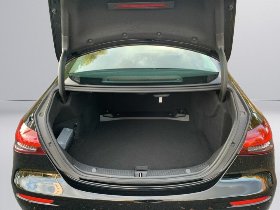 Mercedes-Benz E 220d Avantgarde - foto 19