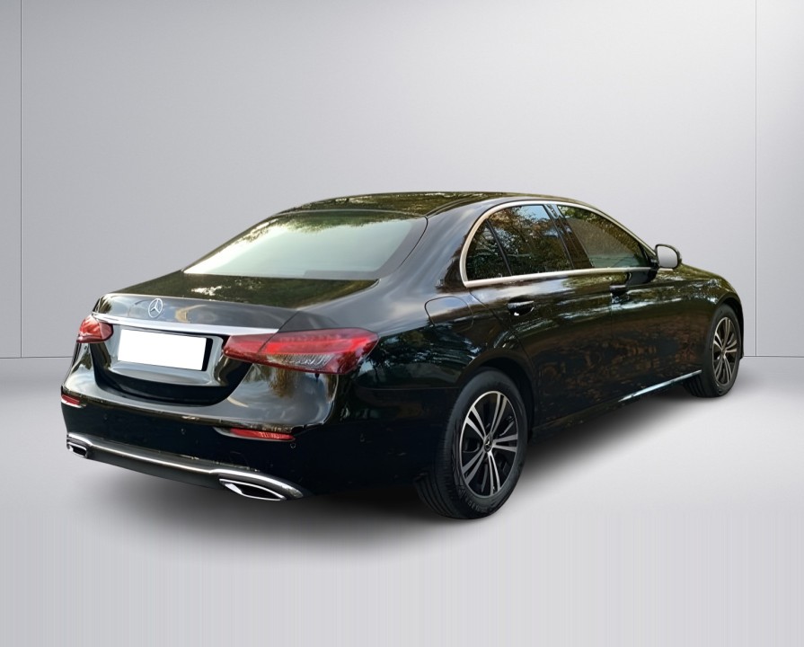 Mercedes-Benz E 220d Avantgarde (3)