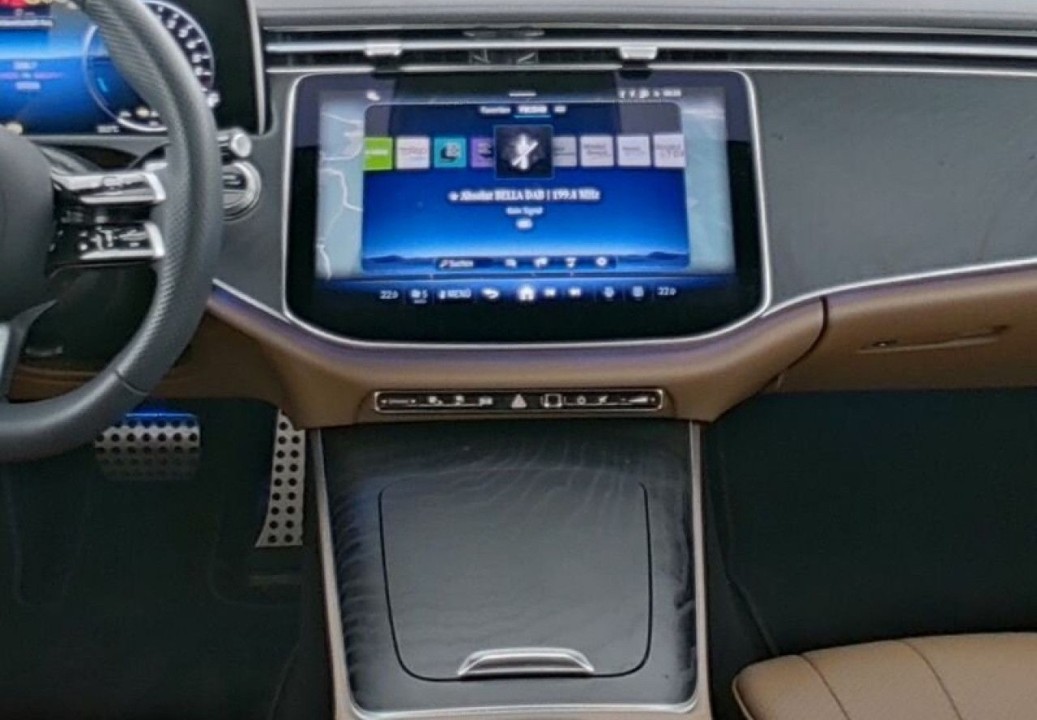 Mercedes-Benz E 300e T-Modell - foto 8