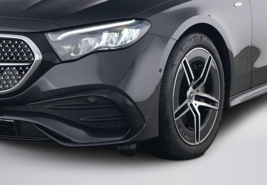 Mercedes-Benz E 300e T-Modell - foto 10