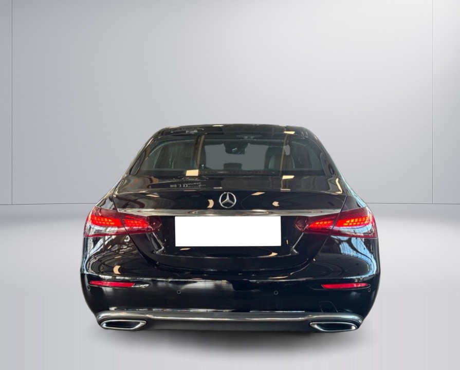 Mercedes-Benz E 400d 4MATIC Avantgarde (3)