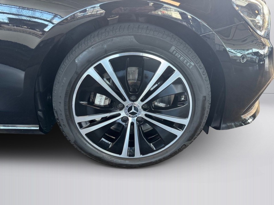 Mercedes-Benz E 400d 4MATIC Avantgarde - foto 14