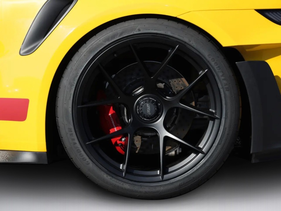 Porsche 911 GT3 RS - foto 40