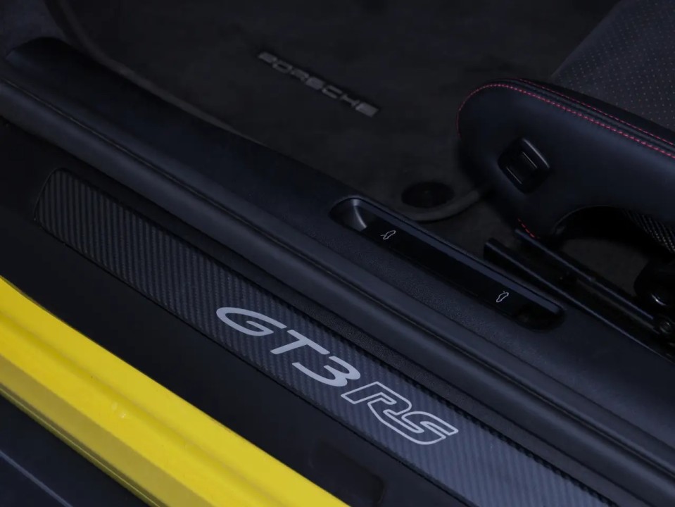Porsche 911 GT3 RS - foto 29