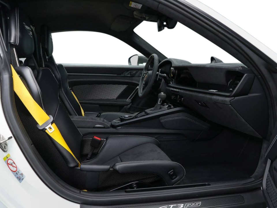 Porsche 911 GT3 RS - foto 11