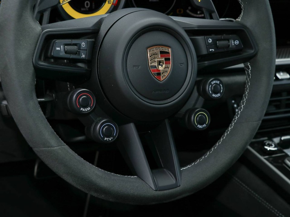 Porsche 911 GT3 RS - foto 15