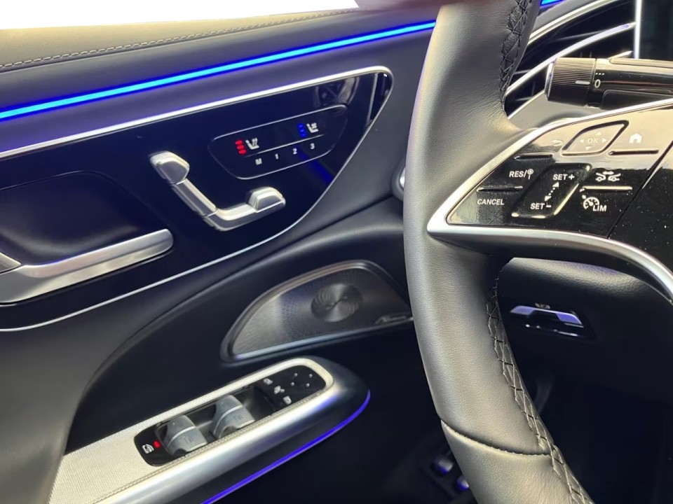 Mercedes-Benz E 400e 4MATIC - foto 9