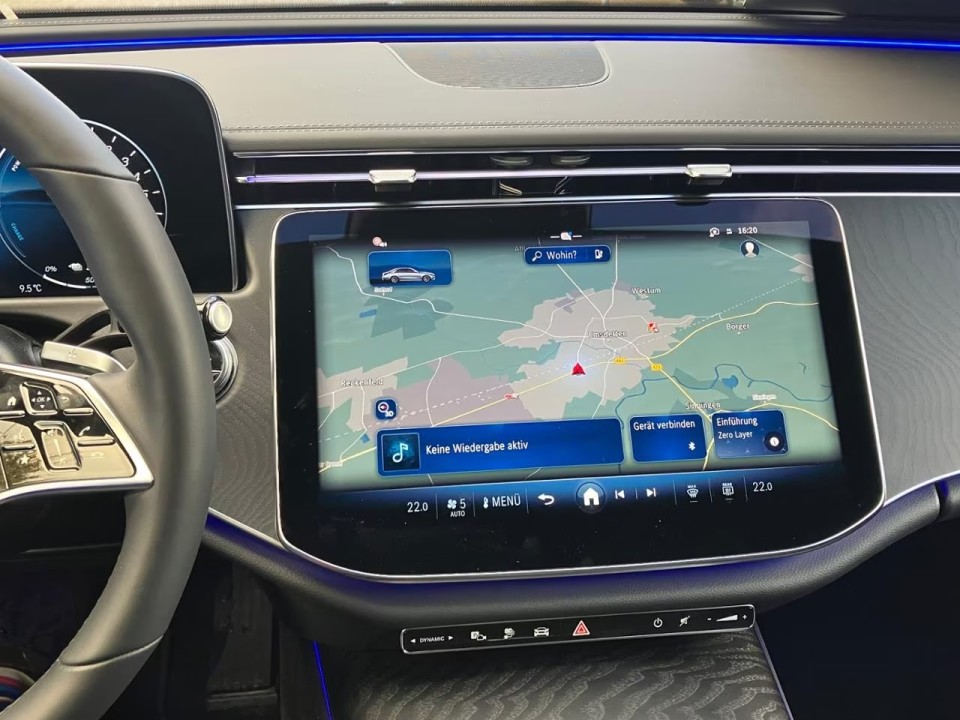 Mercedes-Benz E 400e 4MATIC - foto 11