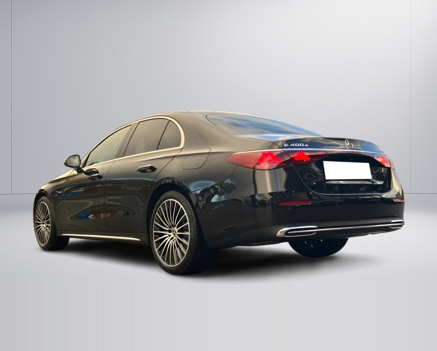 Mercedes-Benz E 400e 4MATIC (3)